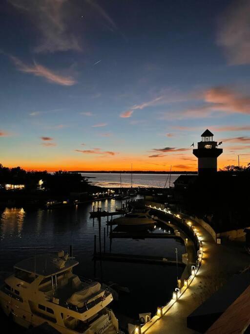 힐튼 헤드 아일랜드 New Pics! Harbour Town 3Br/3Ba - Pool Access - Book Now 빌라 외부 사진