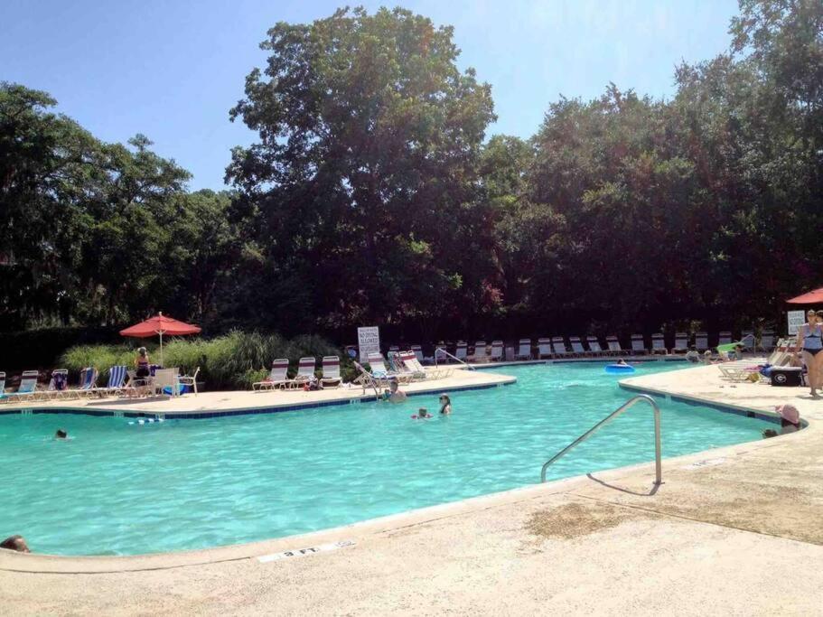 힐튼 헤드 아일랜드 New Pics! Harbour Town 3Br/3Ba - Pool Access - Book Now 빌라 외부 사진
