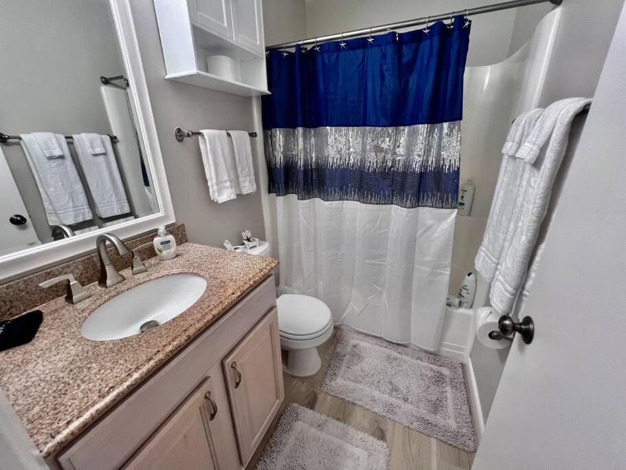 힐튼 헤드 아일랜드 New Pics! Harbour Town 3Br/3Ba - Pool Access - Book Now 빌라 외부 사진