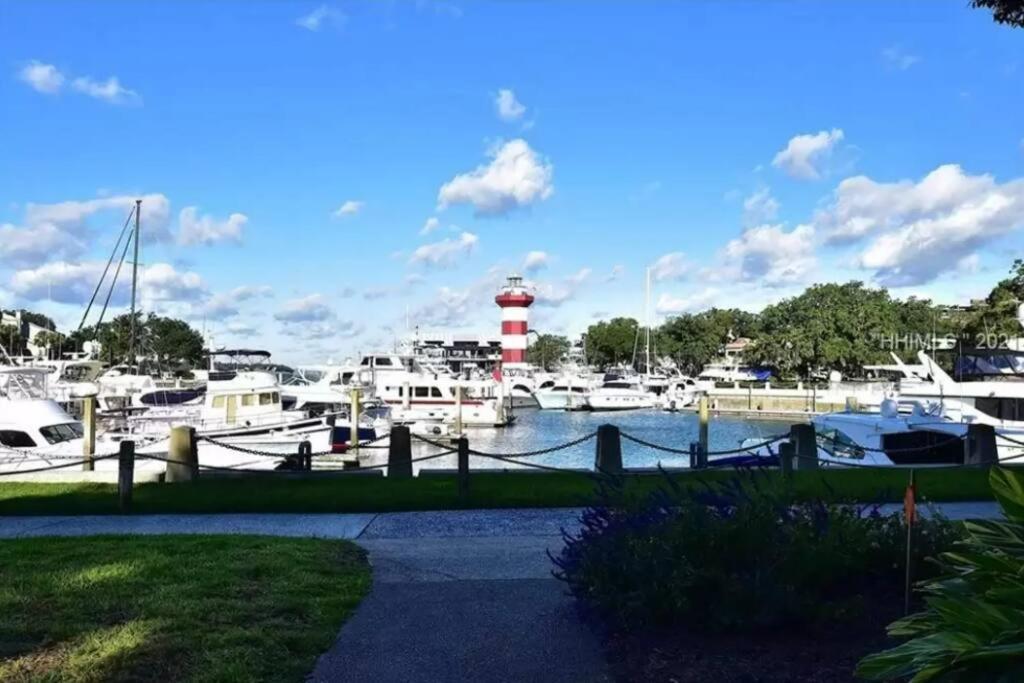 힐튼 헤드 아일랜드 New Pics! Harbour Town 3Br/3Ba - Pool Access - Book Now 빌라 외부 사진