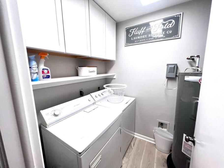 힐튼 헤드 아일랜드 New Pics! Harbour Town 3Br/3Ba - Pool Access - Book Now 빌라 외부 사진